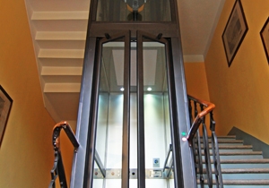 Hướng dẫn sử dụng thang máy